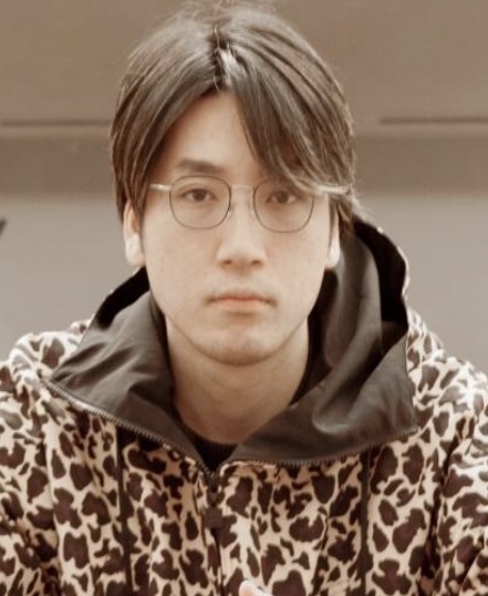 神山 健太